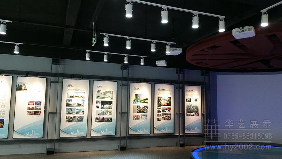 展廳設(shè)計(jì)實(shí)景圖,交通隧道展示中心設(shè)計(jì)效果圖